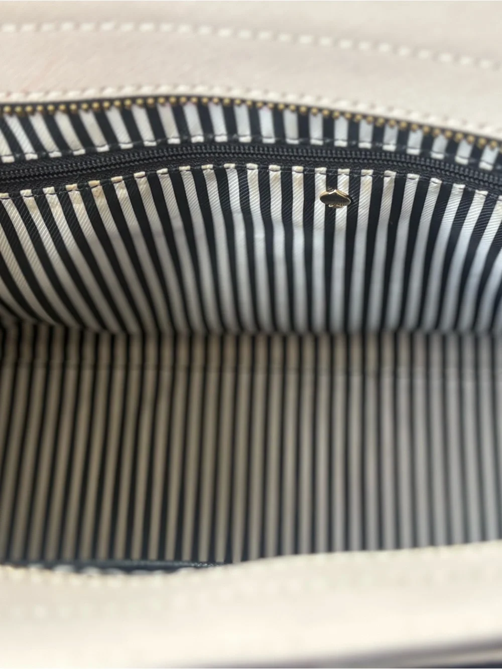 kate spade Navy and cream two handle Tote Bag with crossbody strap. Cameron S338